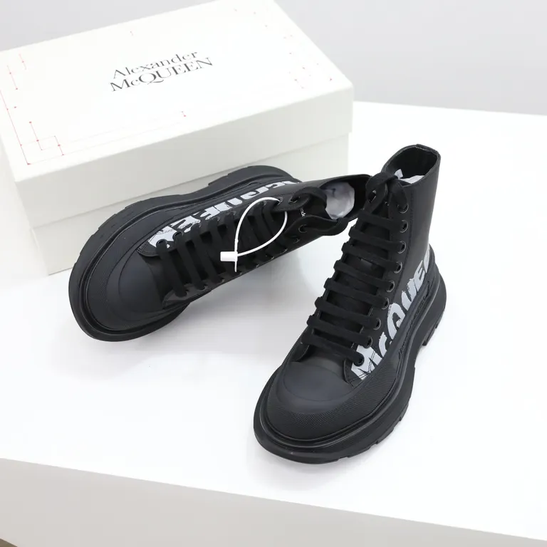 Alexander McQueen Shoe 